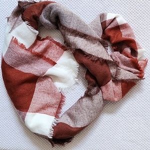 Very soft blanket scarf in brown, rust, and white